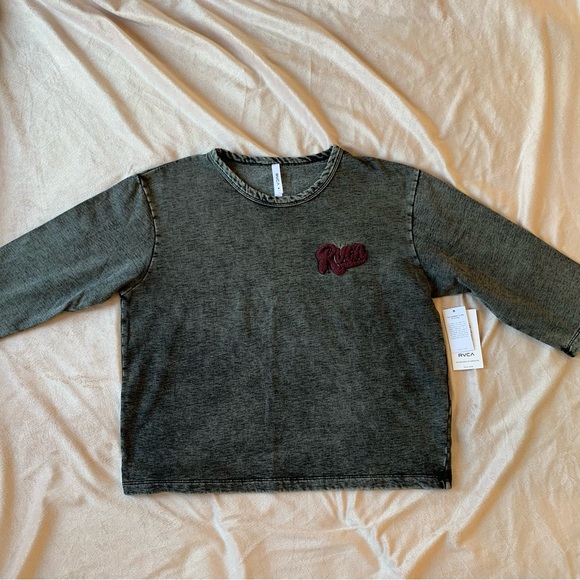 RVCA campus fleece . NWT size M - Picture 3 of 3
